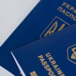 Біометричний закордонний паспорт громадянина України